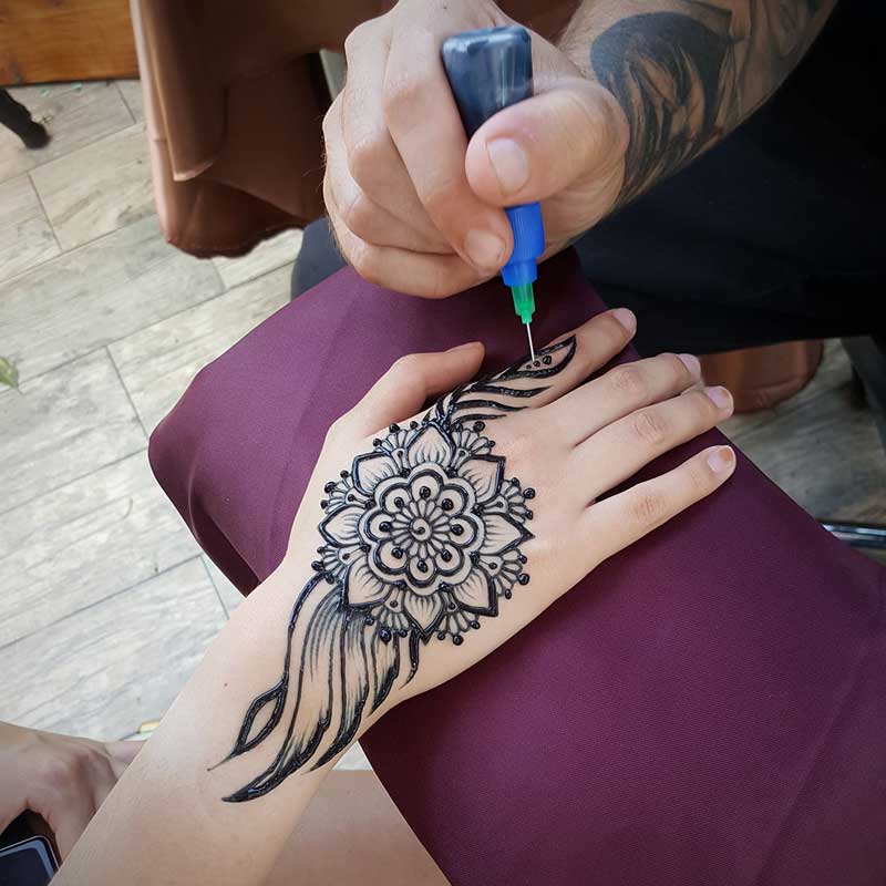 Henna City Premium Jagua Gel - 4 Ounces for Temporary Tattoos Fake Tattoos  or Semi Permanent Tattoos. Use with Henna Cones or Applicator Bottle Henna  Stencils Organic Jagua Ink Henna Tattoo Kit.